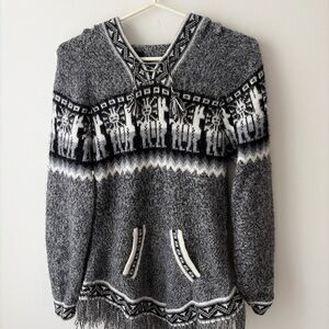 100% Alpaca Hooded Sweater – Peruvian Artisan Knit | Cozy Cabin Style